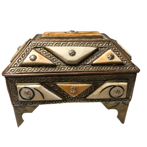 Vintage Moroccan Copper/Brass /lead & Camel Bone Trinket Box